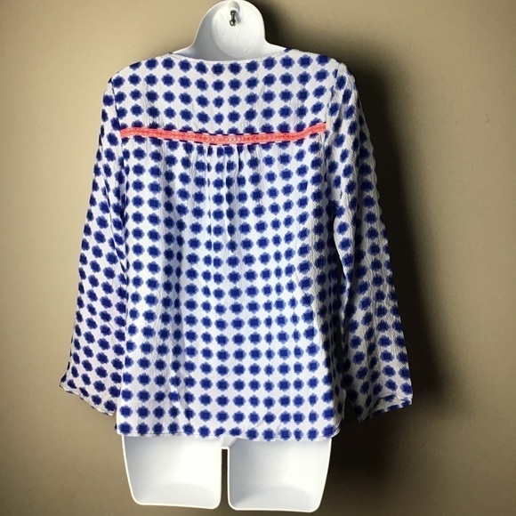 VINEYARD vines geometric dot textured silk top - Picture 3 of 5